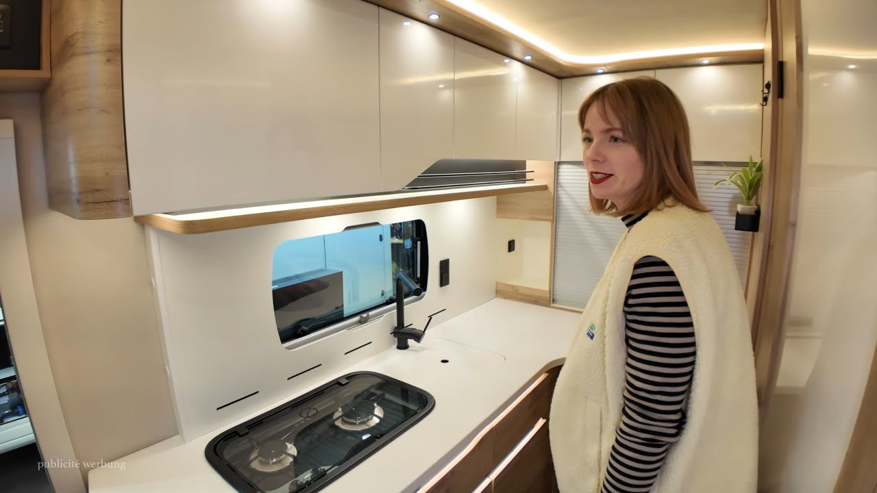 HECKKÜCHE UND HECKBAD im Wohnmobil Le Voyageur LV 6.8 LF und ein RIESEN HUB LÄNGSBETT