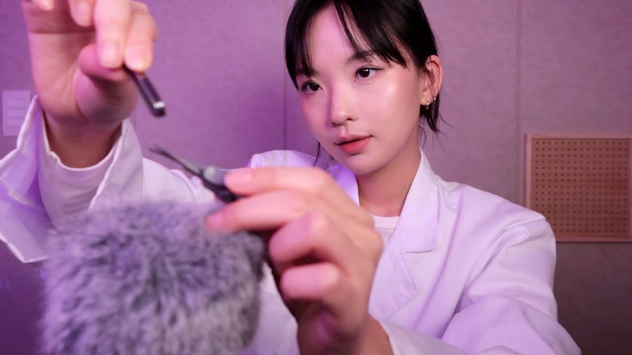 ASMR | Dr.Judy Removes Your Negative Energy 👩🏻‍⚕️