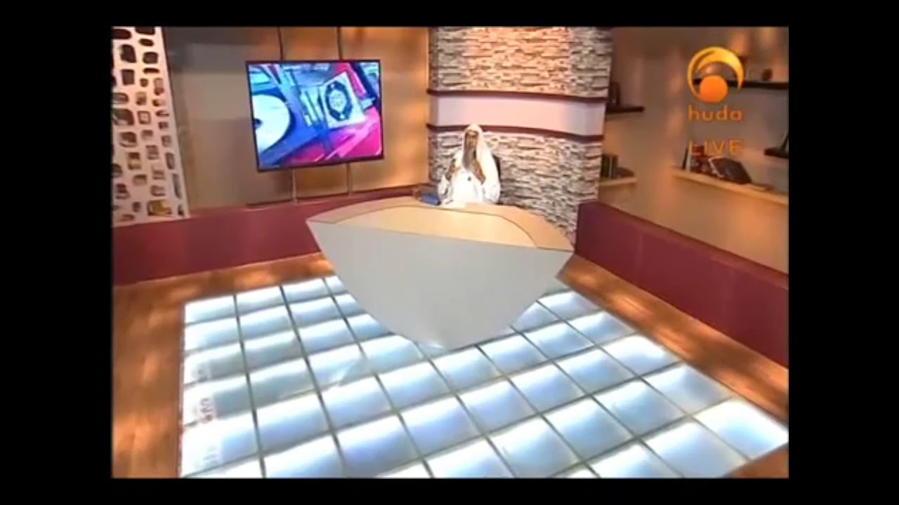 Feet position in prayer | Shaikh Assim Al Hakeem