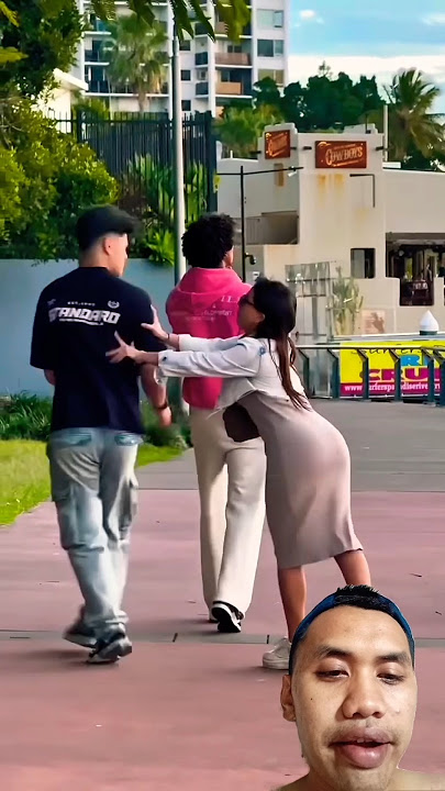 What was she looking for 🤣🤣 #funny #funnyshorts #funnyvideo #comedy #comedyshorts #comedyvideo