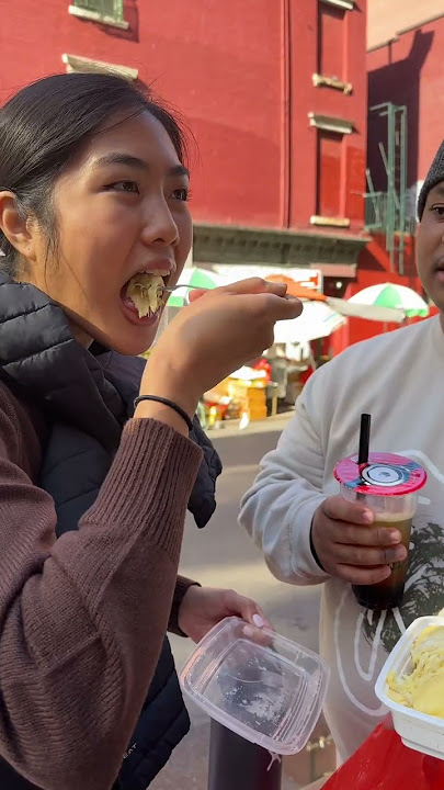 My Friends try DURIAN for the First Time 🍋🧐