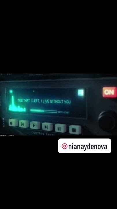 Big D ft. Nia - No Communication