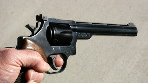 Cover Image for Dan Wesson Model 15  .357 Magnum Revolver - 8" Barrel Range Review - Shooting This Awesome Firearm