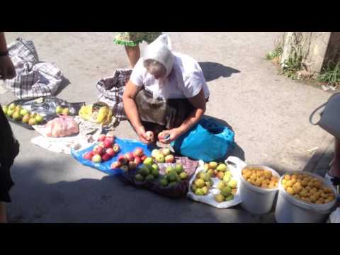Скитания буржебомжей/Рынок Каменца-Подольского//уютные бабули, куча еды и живой петух Скитания буржебомжей/Рынок Каменца-Подольского//уютные бабули, куча еды и живой петух