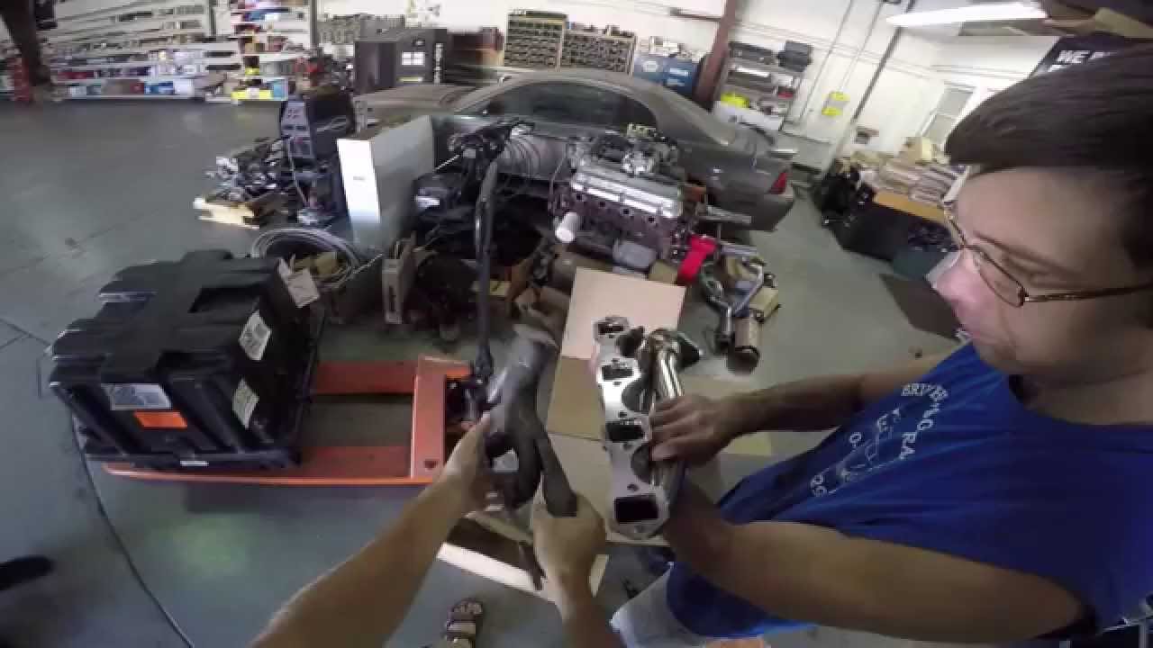 Pypes Performance headers on VF's 302 at Bruce Henn's Garage