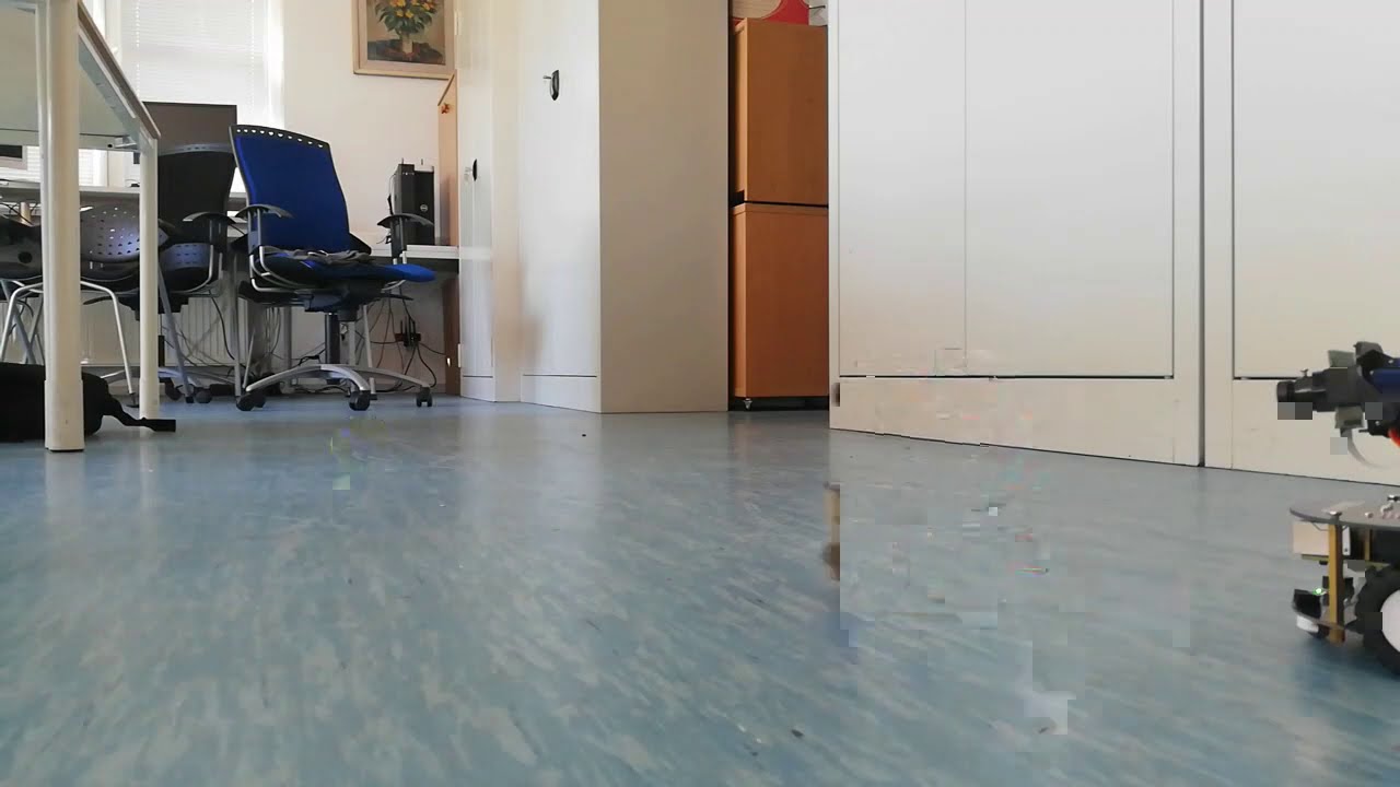 AlphaBot2 object tracking robot delay +40ms demo - YouTube