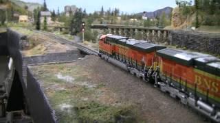 HO scale ES44DC by Tower 55