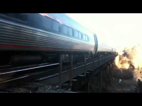 Amtrak PO91 flies across The St. Mary's River