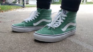 Over het algemeen engel Parel On foot/ review of deep grass green sk8 hi vans! - YouTube