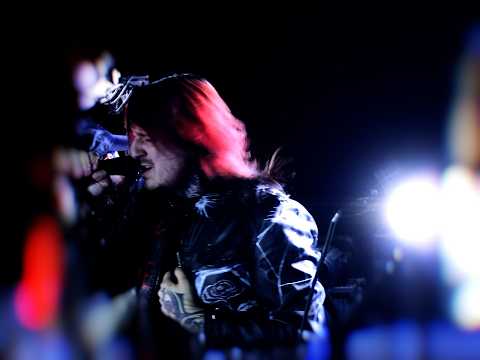 Line So Thin - The Hand That Feeds