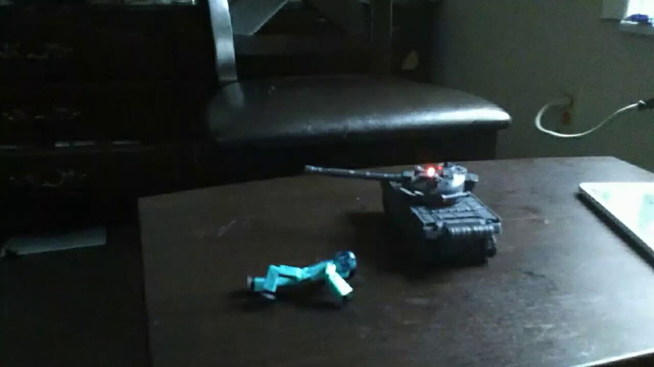 Stikbot vs tank