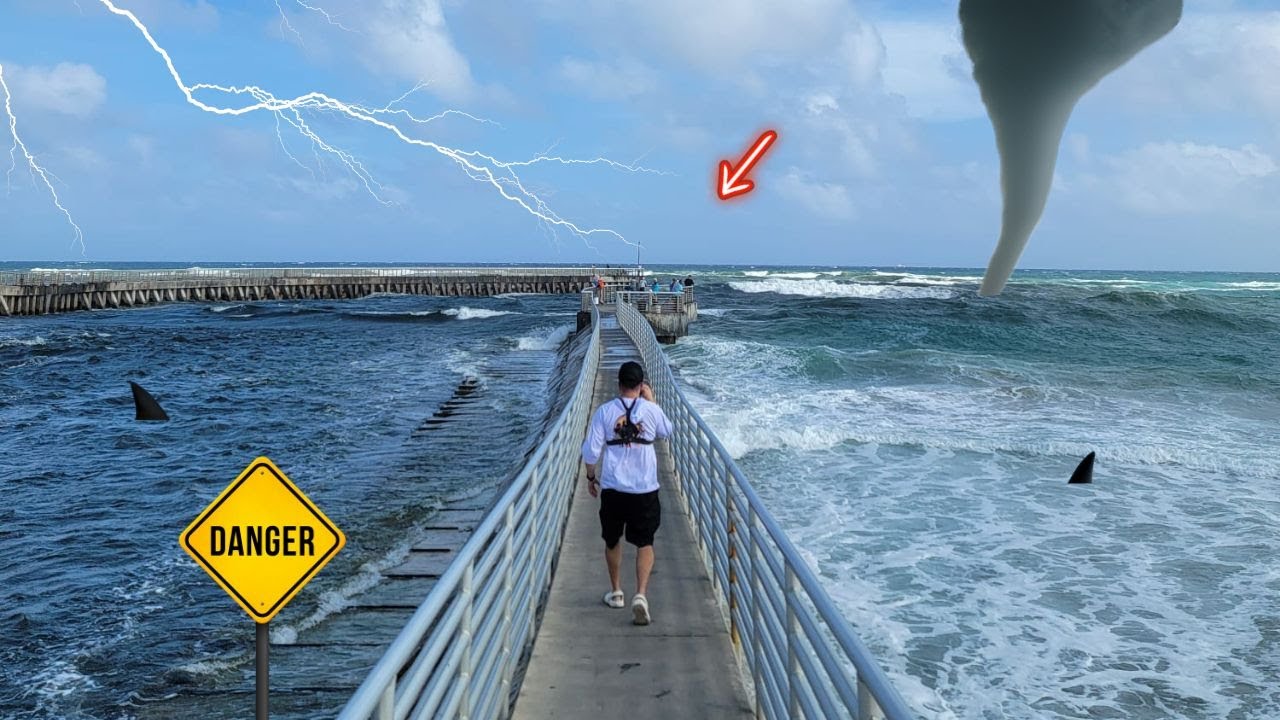 THE MOST EXTREME FISHING SPOT in Florida BOYNTON INLET PIER