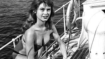 Brigitte Bardot | Manina, la fille sans voiles (1952) | Film complet en français