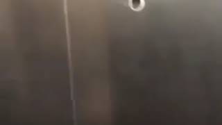Честный застрял в лифте