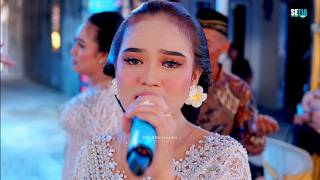 SYANDRA FT ASIH TAMPIL LUAR BIASA KARAWITAN MUSTIKO LARAS FULL TAYUB GROBOGAN