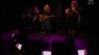 Emma Nordenstam - Pärlan Live Nyhetsmorgon 2006