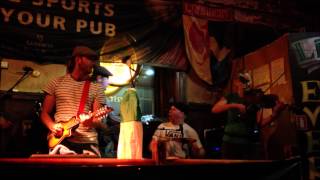 Banshee Bones 'Sweden' (LIVE)
