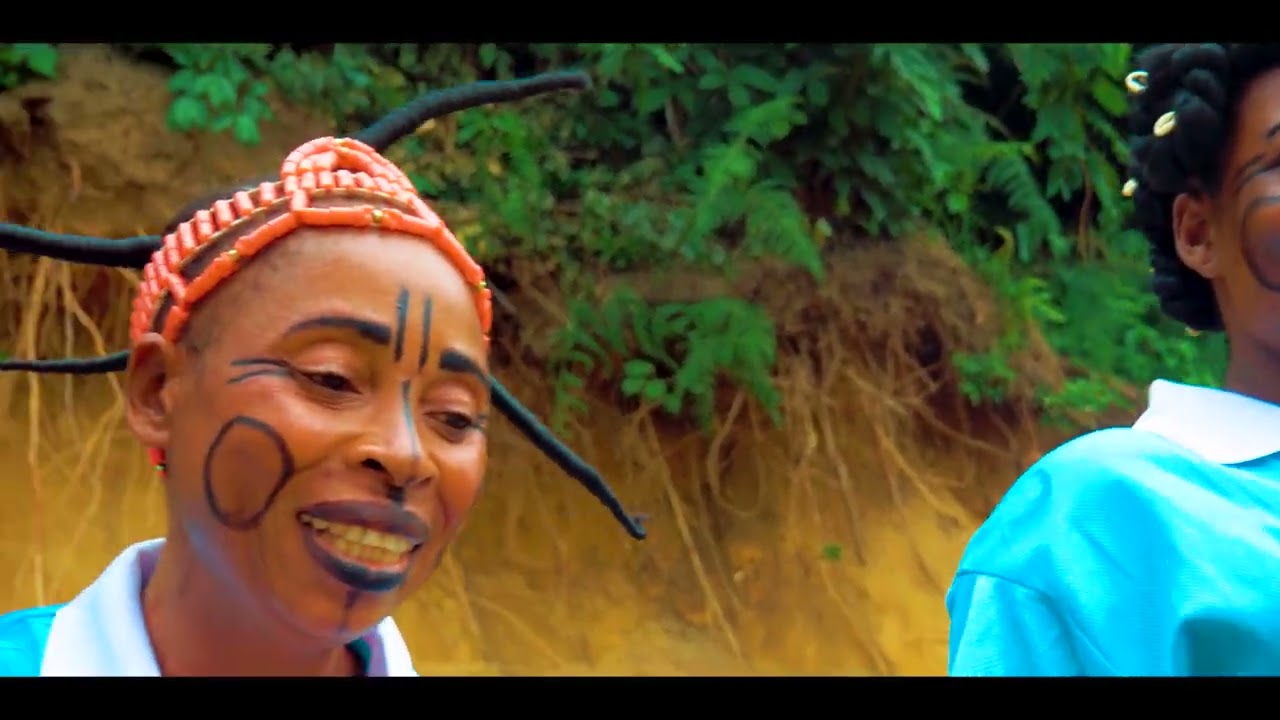 Ayessa Tradi Moderne Ekiaa Po Otéma clip