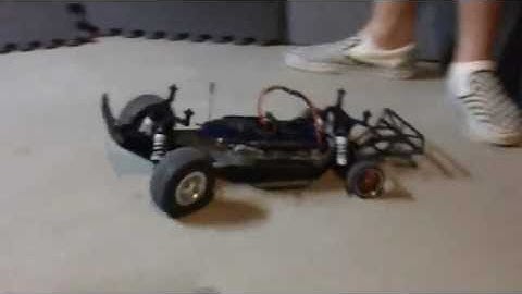 Slash 4x4 Slow-mo Donuts