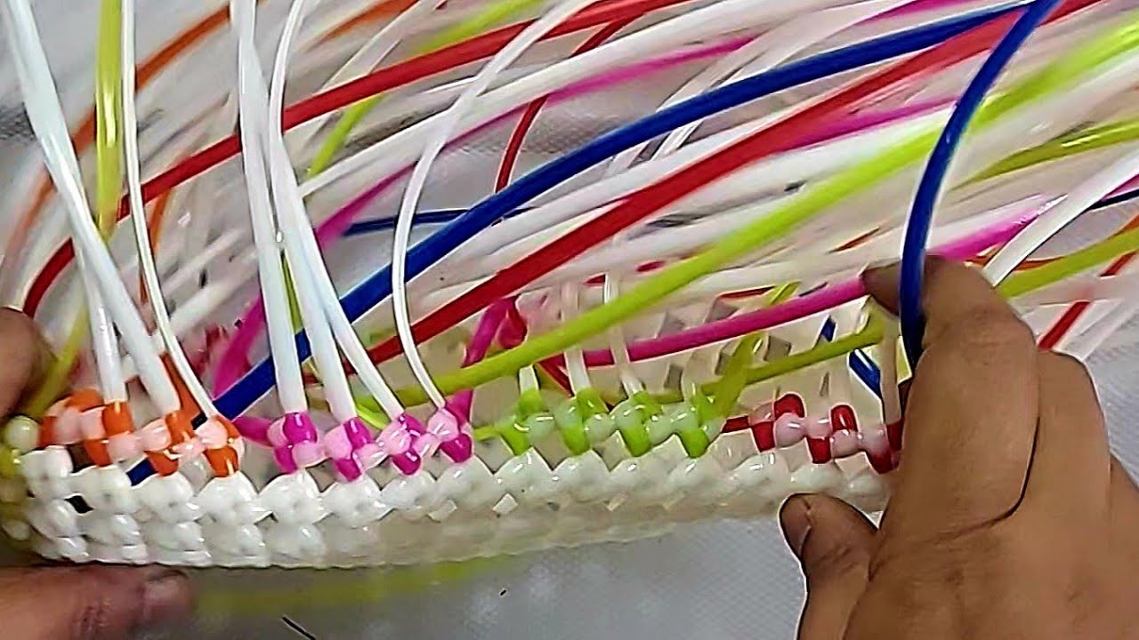 😎கார்னர் திருப்பத் தேவையில்லை/மிகவும் சுலபமானplastic wire bag/ very easy  koodai for beginners 