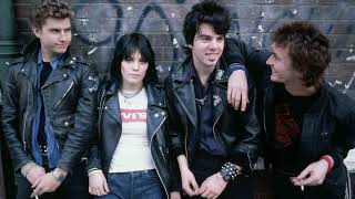 Download Lagu Joan Jett \u0026 The Blackhearts: A.C.D.C.    - HQ audio MP3