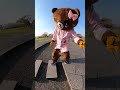 クマの着ぐるみが春日井市の公園を散歩している(Twitter掲載分) #Shorts #bear #costume #kigurumi #着ぐるみ #マスコット #クマ #熊 #散歩