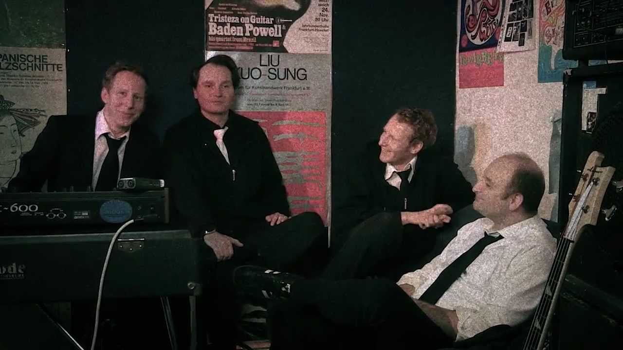 Gandayo intim mit ... Rockformation Diskokugel