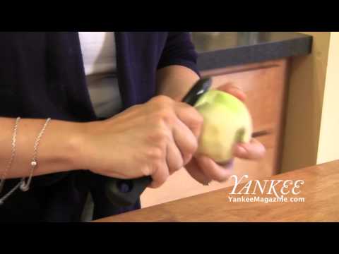 The Yankee Kitchen: How to Peel Apple