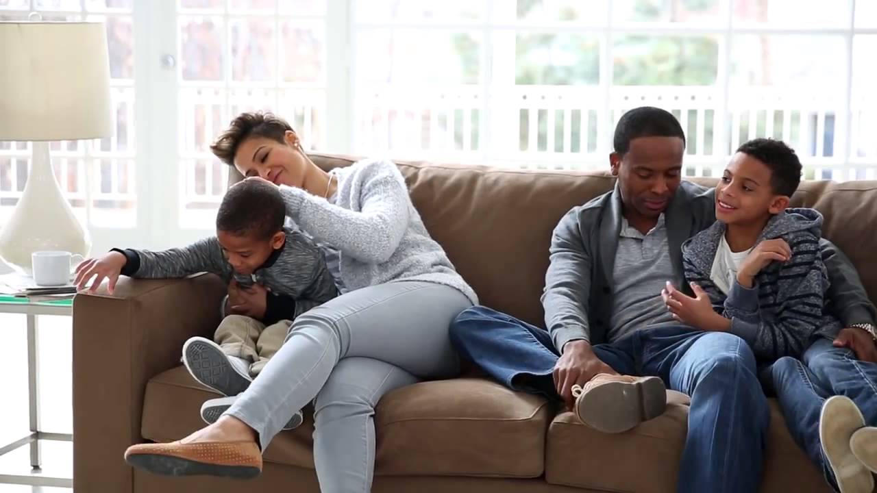 Crate and Barrel: Axis II Koleksiyon