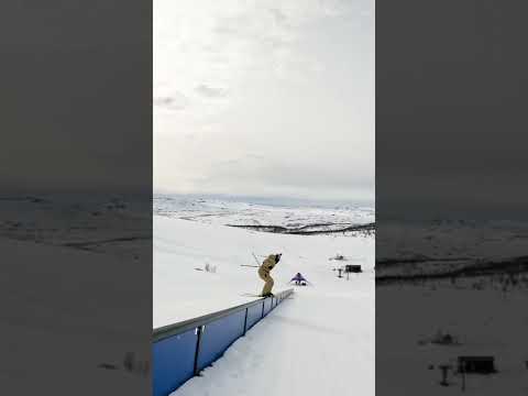 World Record For Skiing The Longest Rail