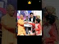 मुख्यमंत्री आवास योजना के तहत महिलाओं को देते हैं सर्टिफिकेट आवास योजना का