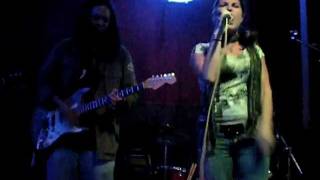 Blue Moon Rock N Blues - 422 E 6Th Street Austin, Tx