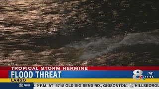 Roads flood throughout Pinellas County