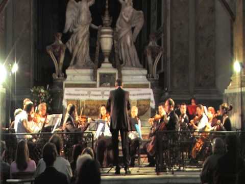Michel Nod-Langlois dirige l'ensemble orchestral P...