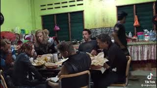 HERO AVENGERS MAKAN DI WARTEG VIRAL DI TIKTOK