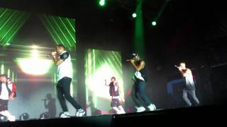 JLS Hove - 27/8/12 So many girls