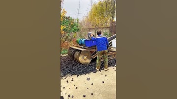 Coal mine picks up conveyor belts- Good tools and machinery make work easy