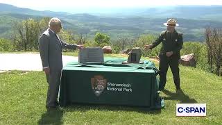 King &amp; Queen visit Shenandoah park