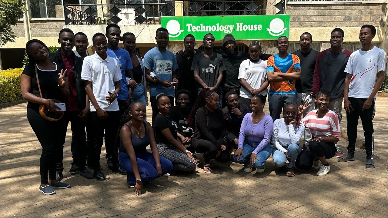 Spend a day with me as a COMRADE in Jkuat || Hair Maintenance|| Final Exams