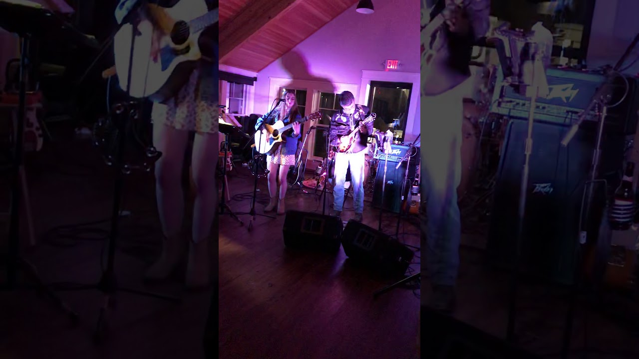 Regardez Speeding Train Live at Rockledge Grille sur YouTube Regardez Speeding Train Live at Rockledge Grille sur YouTube