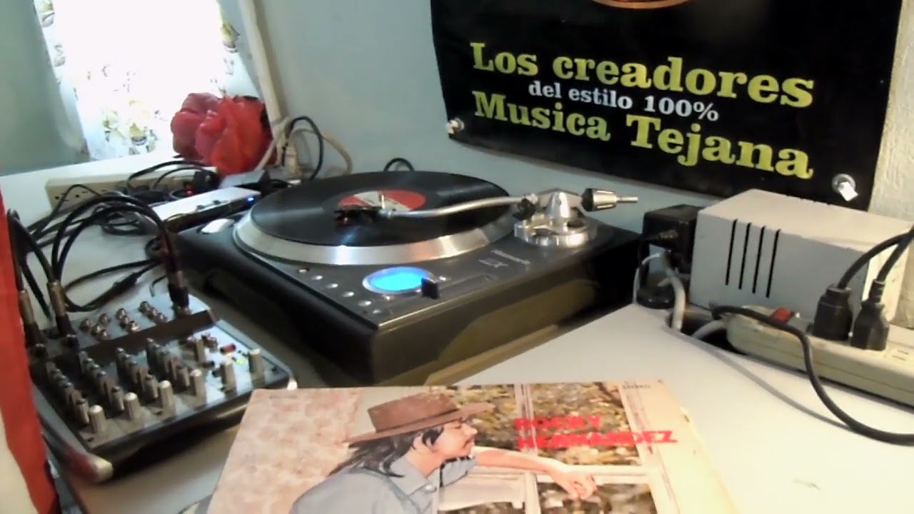 ROCKY HERNANDEZ - Mi Humilde Corazon (Remasterizando)