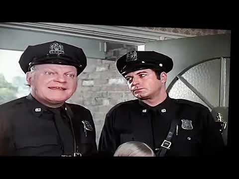 Samantha saves Tabitha: Bewitched