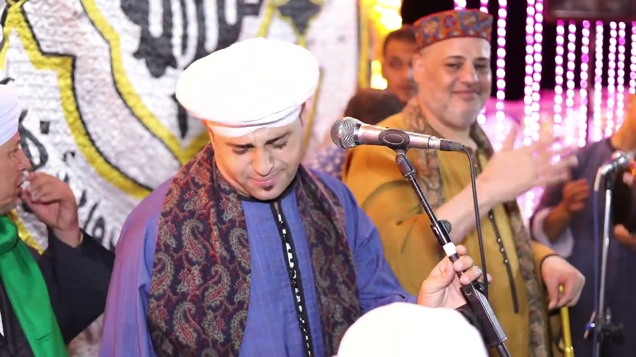 والنبي يا طبيب لجراح شوفلي دوا لحالي شاهد ابداع خدام الاحباب الشيخ سيد الشريف