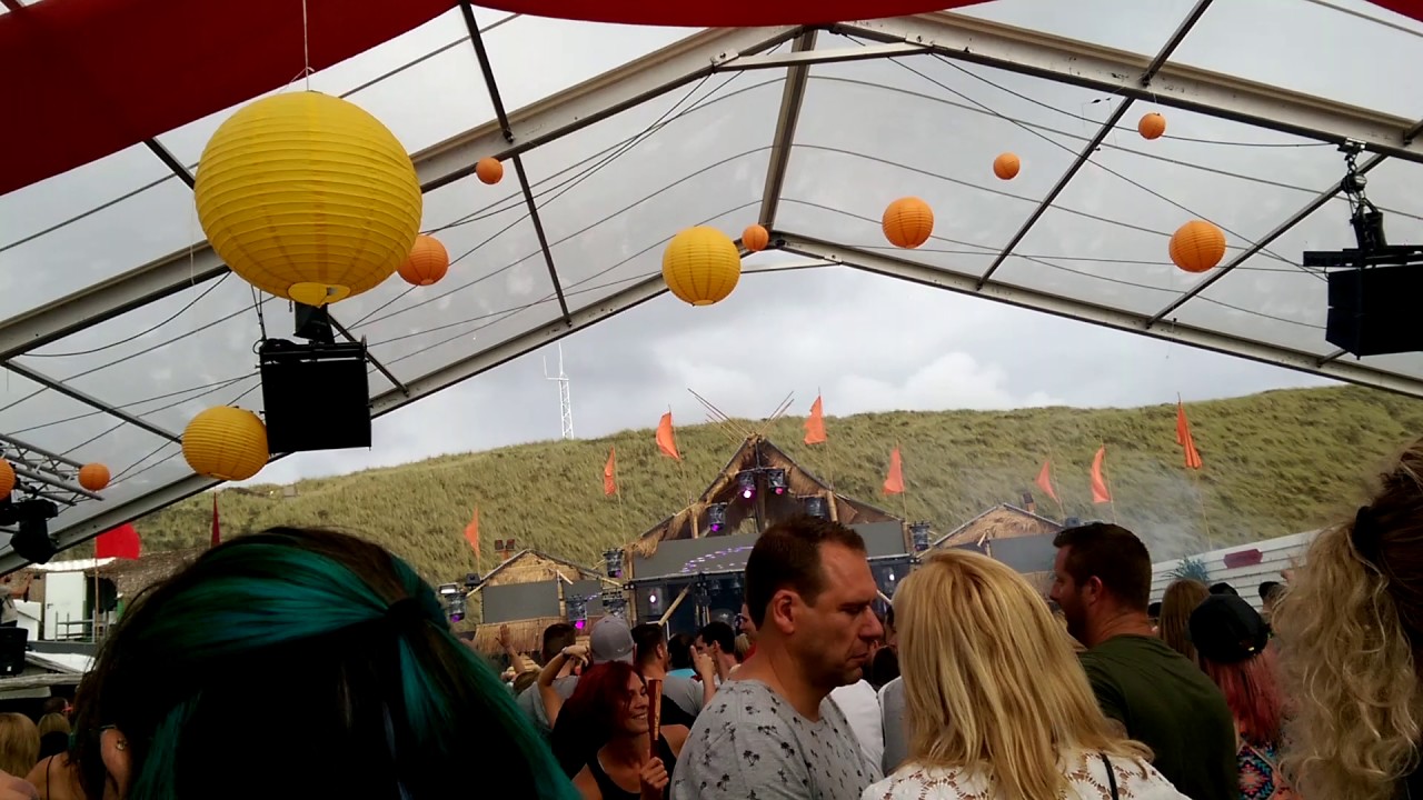 Judge Jules @ Luminosity Beach Festival - Lovechild - Liberta (Moonman remix)