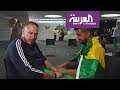مشجع أصم واعمى يتابع مباريات البرازيل بطريقة مبتكرة