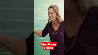 Meme quando a professora está ensinando a sílaba Cu kkkkk