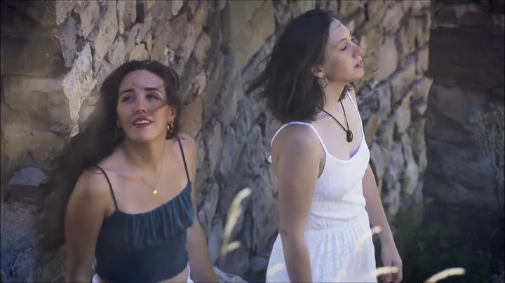 The Sound of Silence - Carolina Alabau & lia Bastida (Meraki)