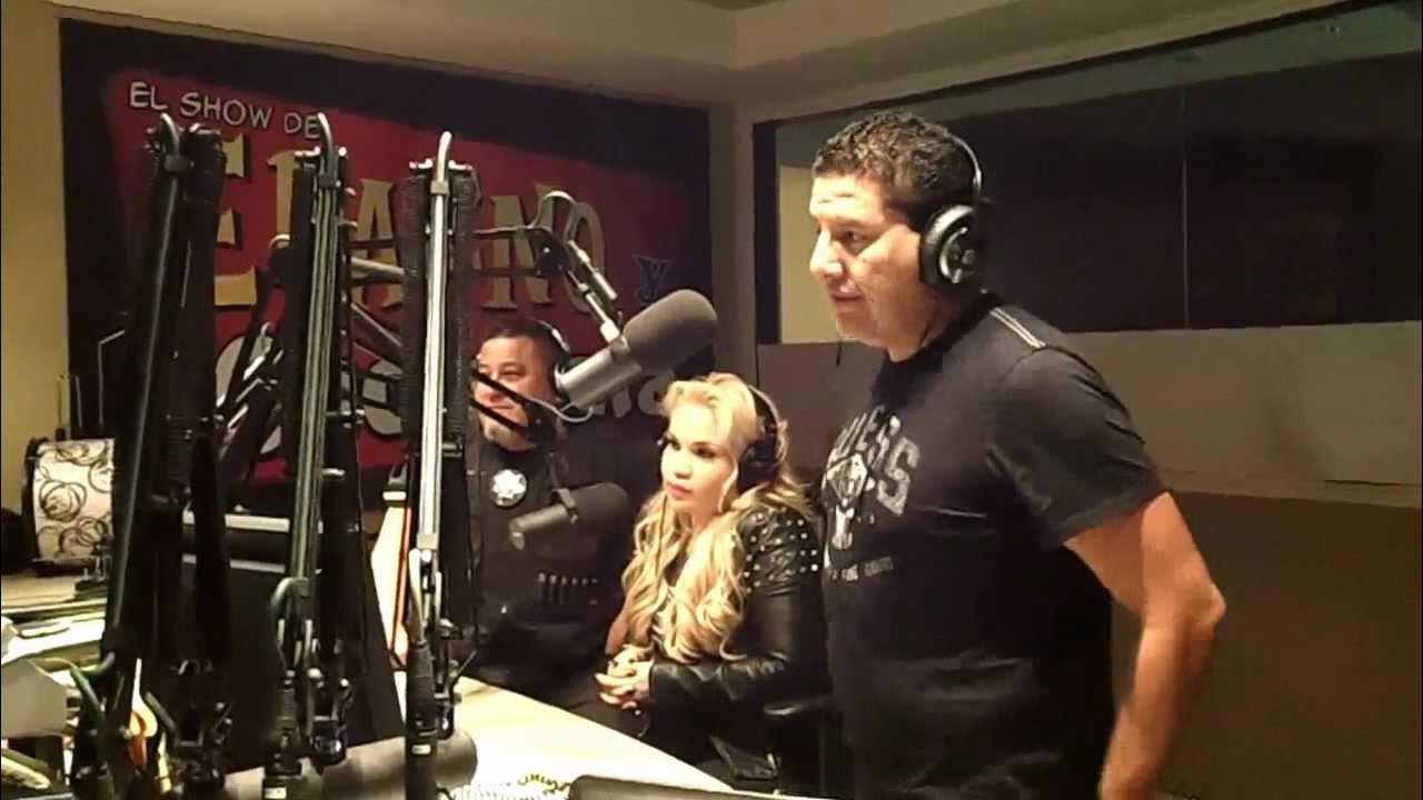 Erazno y La Chokolata entrevistando a FUGITIVOS DE LA LEY solo por mun2