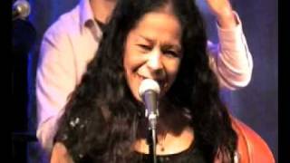 Video thumbnail of "MOLLY JOHNSON - Whatever Lola wants & Lucky (live)"