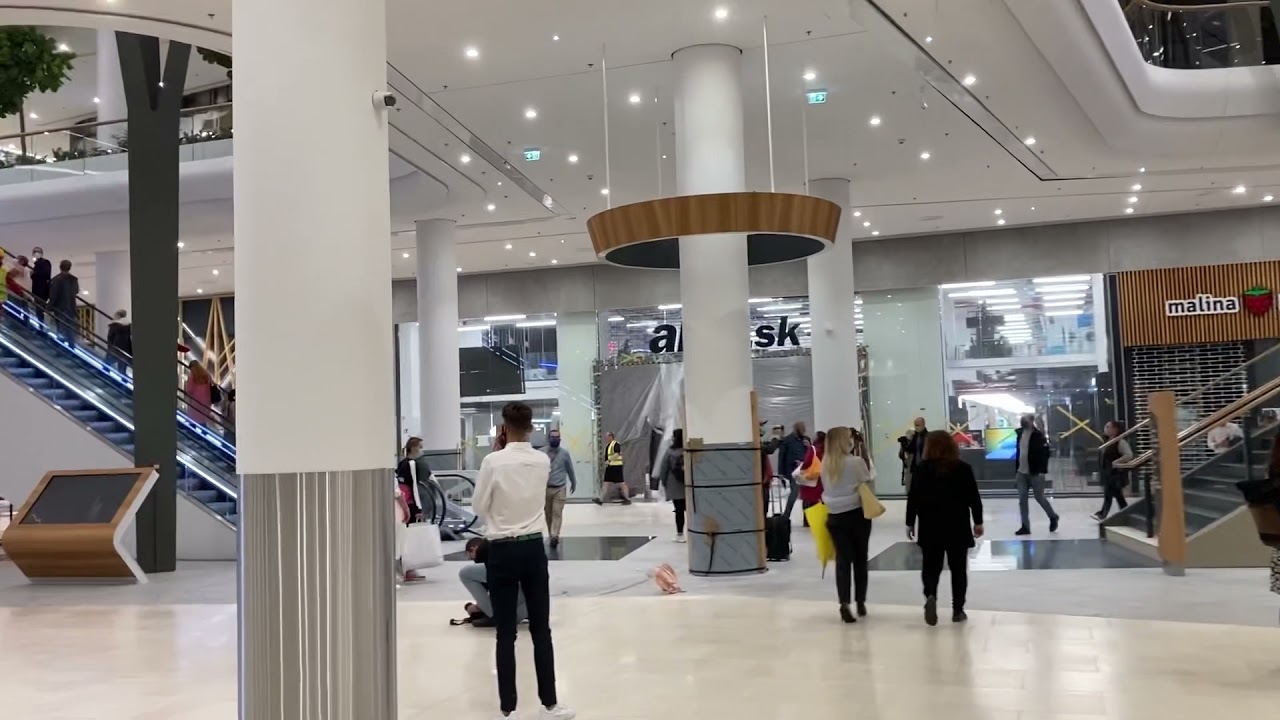 Otvorenie novej autobusovej stanice a centra Nivy